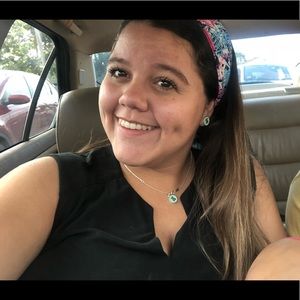 Meet your Posher, Daniela